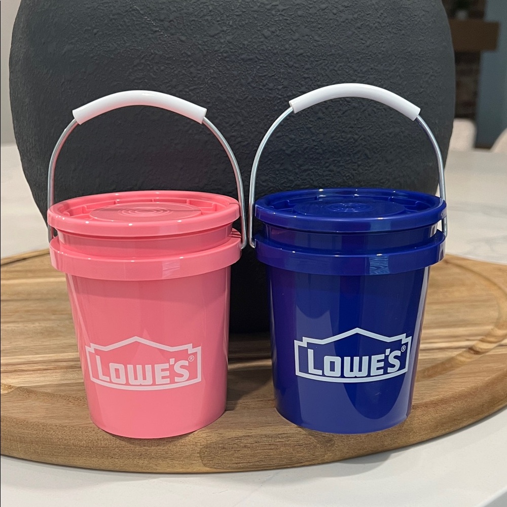 💙💕Cute. Lowe's Mini Buckets 2pc